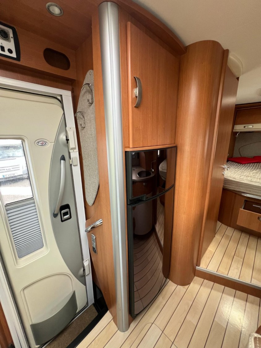 Pilote Explorateur G 741 LC 