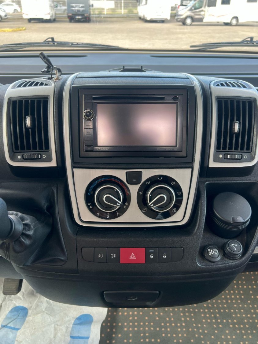 Pilote Explorateur G 741 LC 