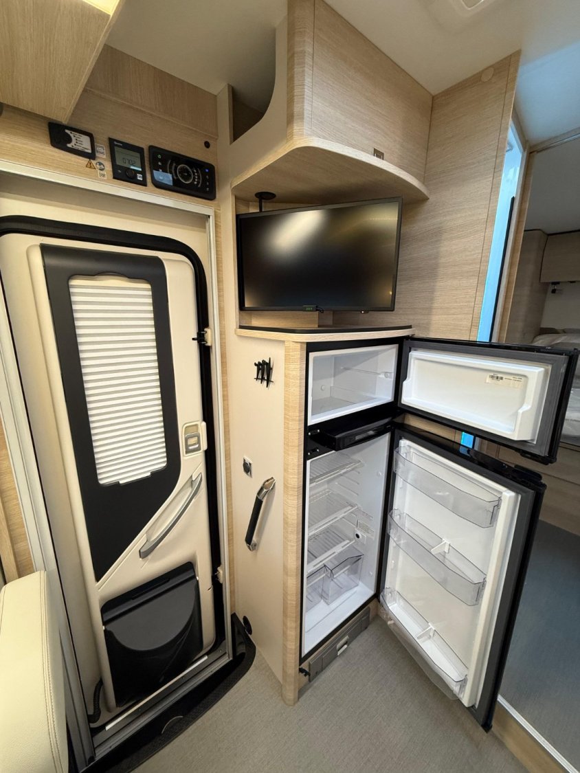 Rapido 696 F Ultimate Line 