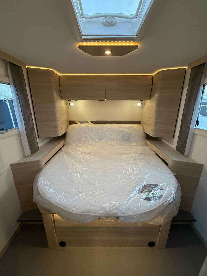 Rapido 696 F Ultimate Line 