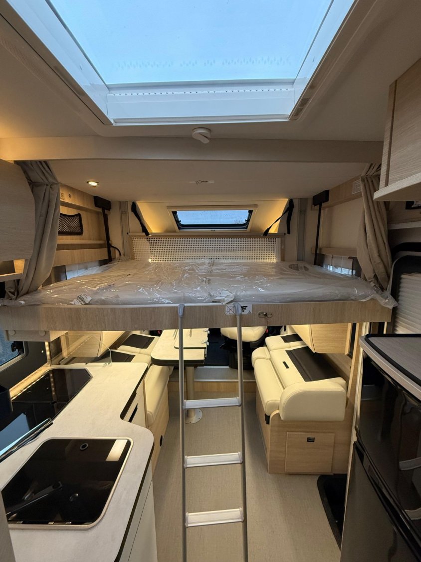 Rapido 696 F Ultimate Line 