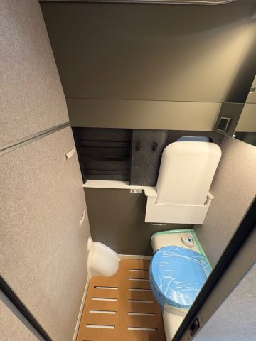 Hymer Camper Vans / Hymercar Grand Canyon S 4x4 - Photo 13