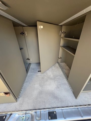 Hymer Camper Vans / Hymercar Grand Canyon - Photo 9