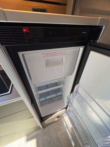 Hymer Camper Vans / Hymercar Grand Canyon - Photo 12