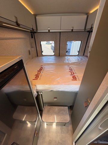 Hymer Camper Vans / Hymercar Grand Canyon - Photo 13