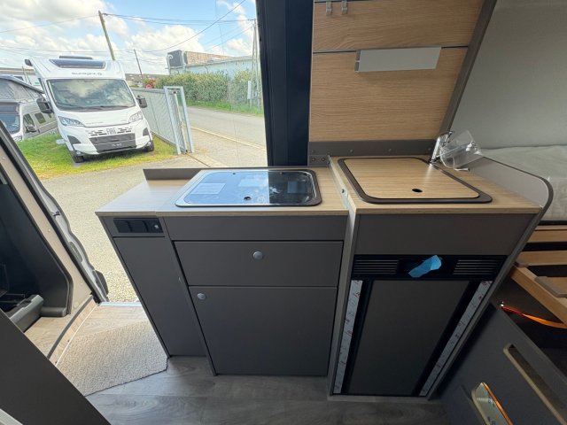 LMC Innovan 590 - Photo 4