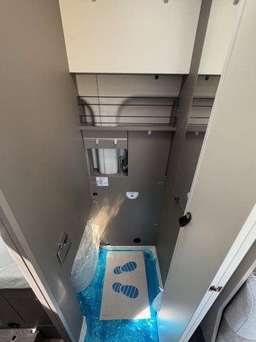 LMC Innovan 592 - Photo 9
