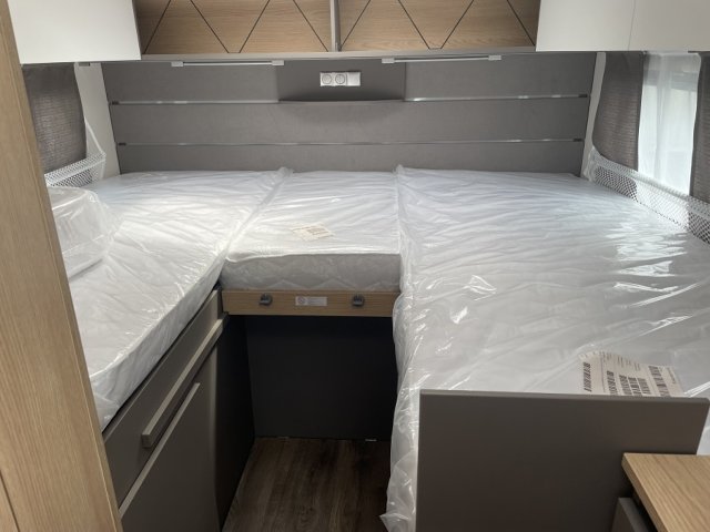 LMC Tourer Lift H 664 - Photo 3