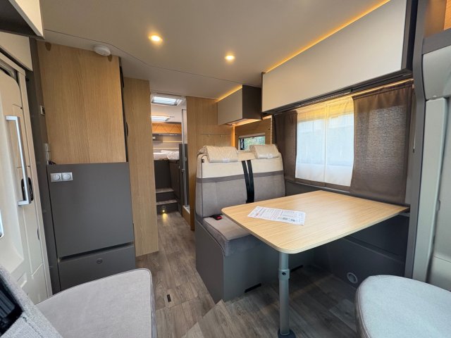 LMC Tourer Lift H 730 G - Photo 3