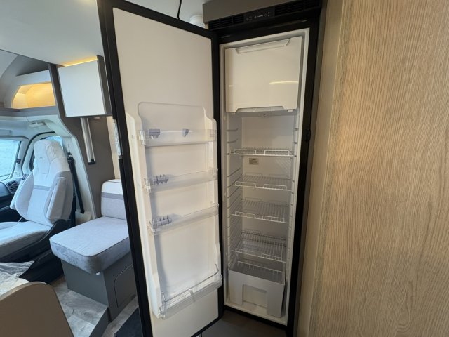 LMC Tourer Lift H 730 G - Photo 9