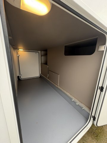LMC Tourer Lift H 730 G - Photo 14