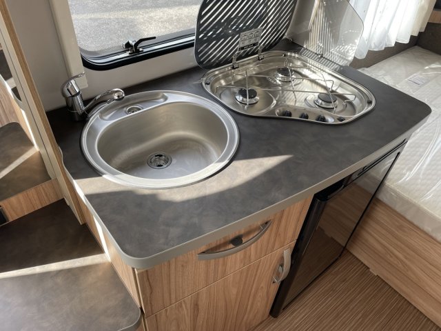 Eriba Feeling 425 - Photo 5