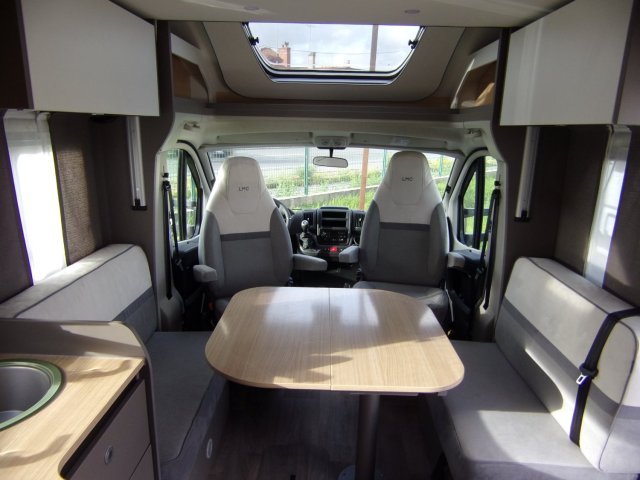 LMC Tourer Lift H 720 - Photo 2