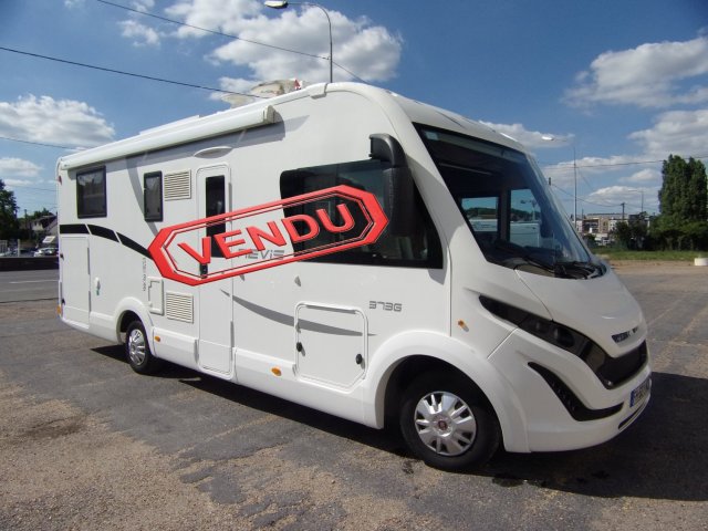 Mc Louis Nevis 373 5 Couchages / 5 Places Carte Grise 10 000 Kms Occasion