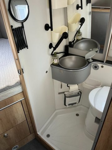 La Strada Regent S - Photo 16