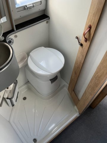 La Strada Regent S - Photo 11