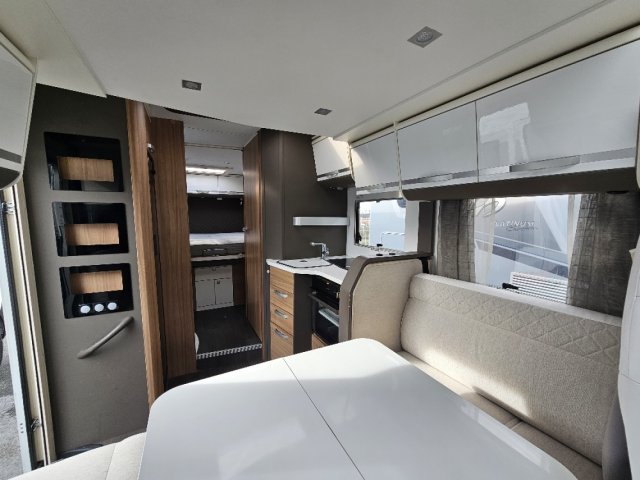 Adria Matrix Plus 670 DC - Photo 8