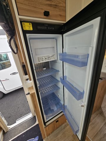 Bavaria Initial I720FC Style I 720FC - Photo 12