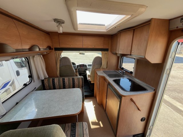 Burstner Camping-Car T 595 - Photo 5