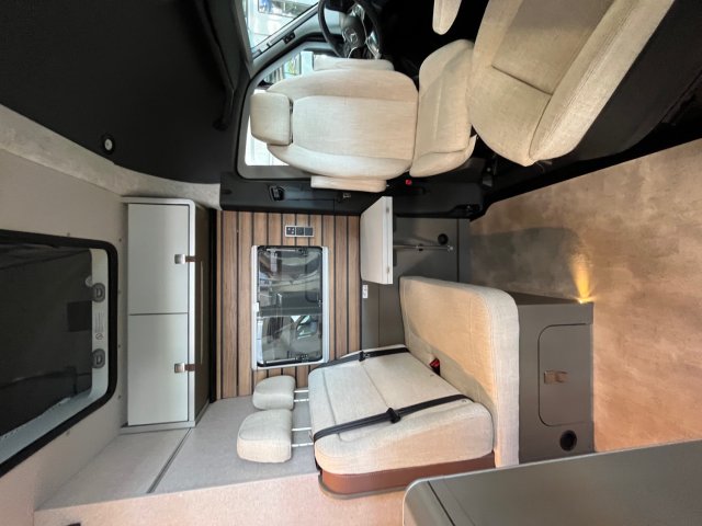 Hymer Camper Vans / Hymercar Grand Canyon S Crossover CROSS OVER - Photo 3