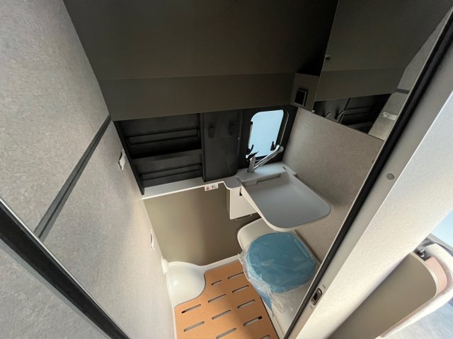 Hymer Camper Vans / Hymercar Grand Canyon S TR - Photo 6