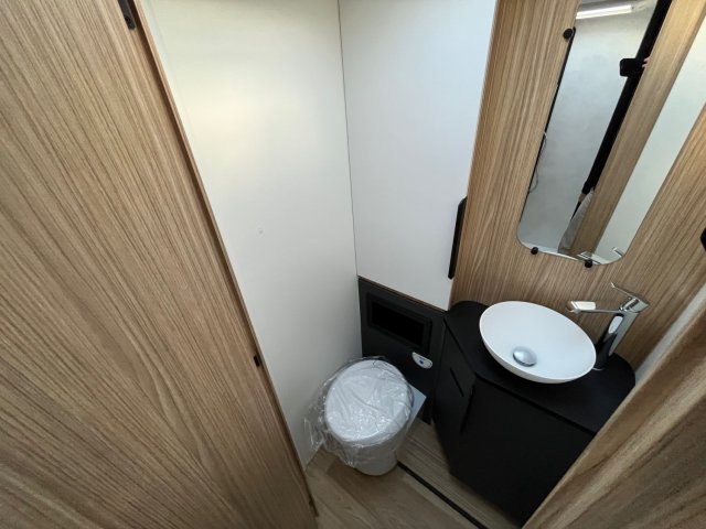 Pilote P 740 FC Evidence P740 - Photo 10