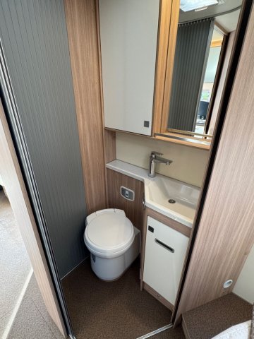 Burstner Ixeo I 700 I700 - Photo 12