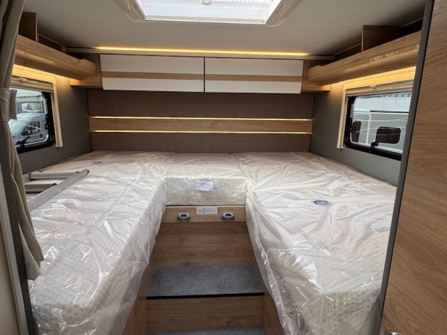 Dethleffs Just T 7052 DBL Camp T7052 EBL - Photo 9