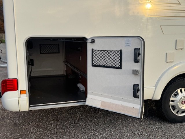 Hymer B 698 - Photo 6