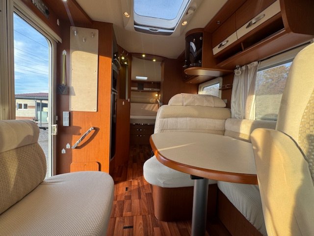 Hymer B 698 - Photo 8