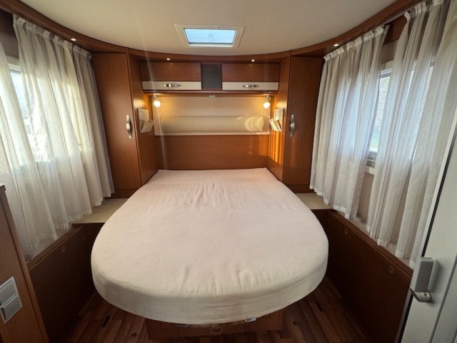 Hymer B 698 - Photo 10