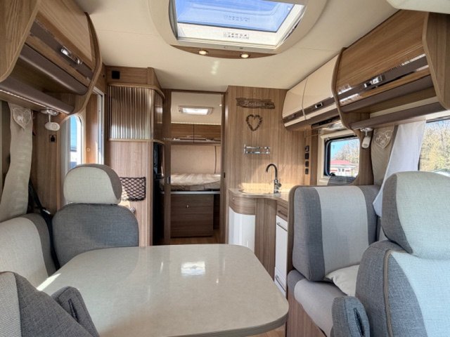 Rapido 890 F - Photo 8