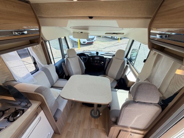 Rapido 890 F - Photo 19