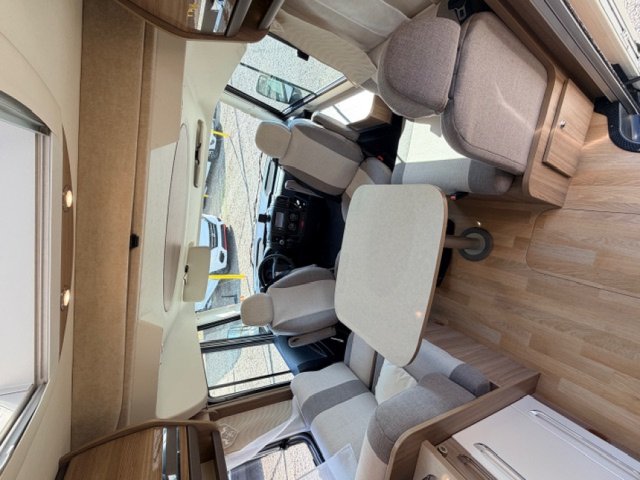 Rapido 890 F - Photo 20