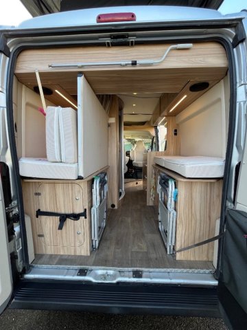 Hymer Camper Vans / Hymercar Ayers Rock - Photo 4