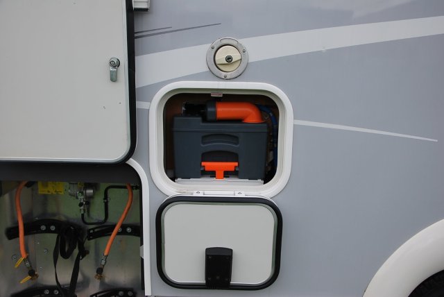 Carthago C-Tourer I 142 QB - Photo 5