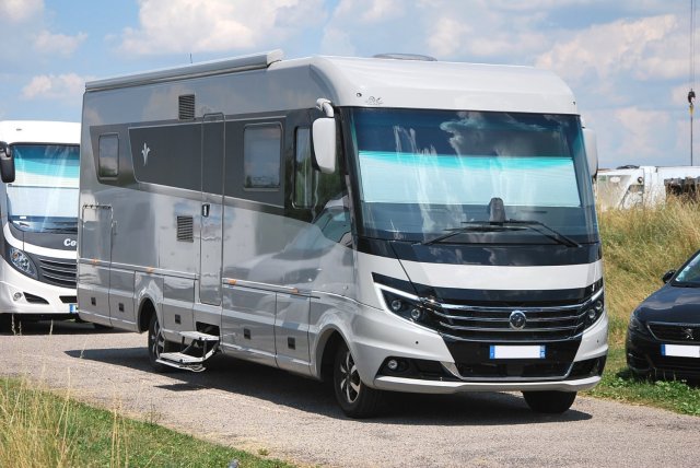 Niesmann+Bischoff Flair 920 ER Occasion
