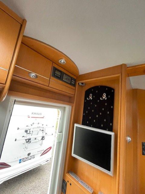 PhoeniX Motorhome 8800L - Photo 35