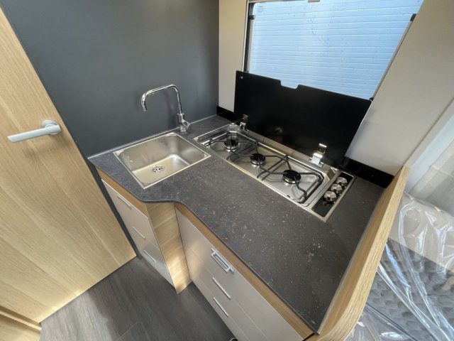 Adria Matrix Axess 650 DL - Photo 9