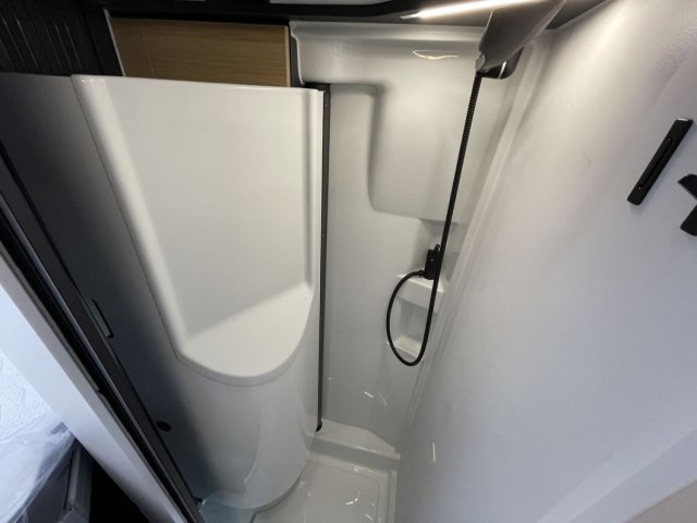 Adria Twin 640 SGX - Photo 11
