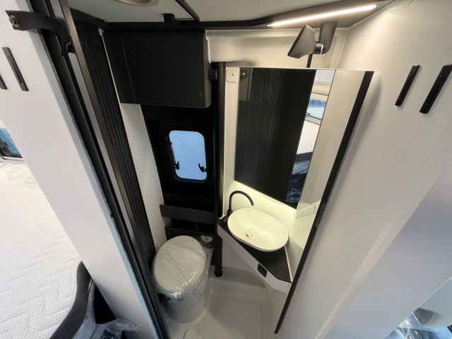 Adria Twin Supreme 640 SGX - Photo 18