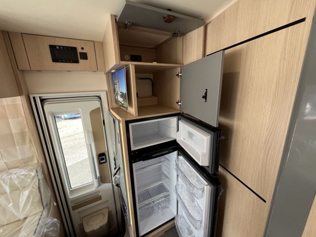 Autostar Premice I 740 LC - Photo 15