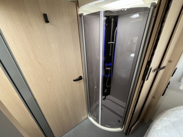 Autostar Premice I 740 LC - Photo 17