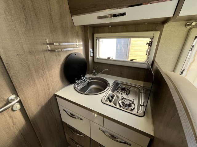 Bavaria Arctic I70 I 70 LC Artic - Photo 18