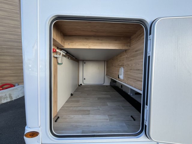Bavaria Initial I740FC Nomade I 740 FC - Photo 6