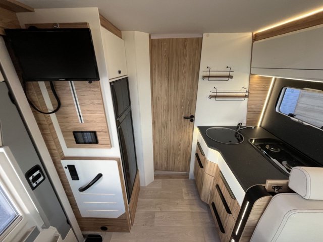 Bavaria Initial I740FC Nomade I 740 FC - Photo 14