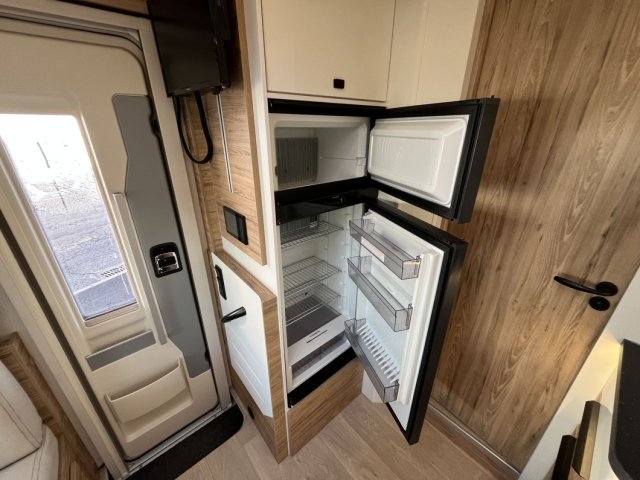 Bavaria Initial I740FC Nomade I 740 FC - Photo 18