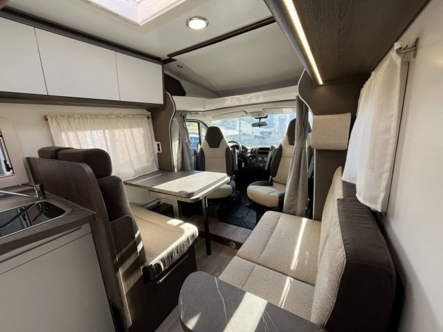 Benimar Tessoro 463 Essential Limited - Photo 9