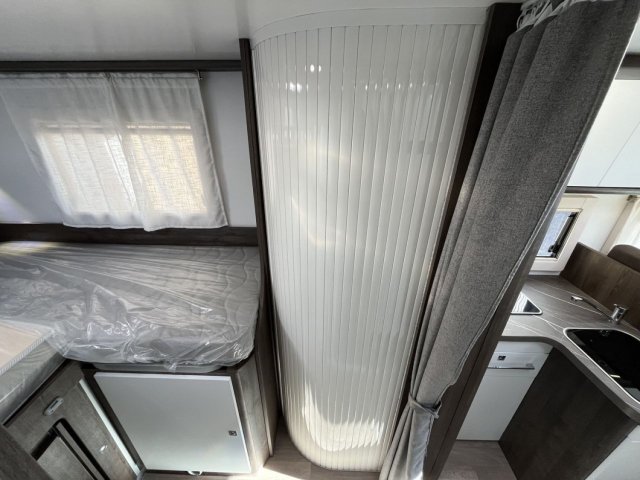 Benimar Tessoro 463 Essential Limited - Photo 18