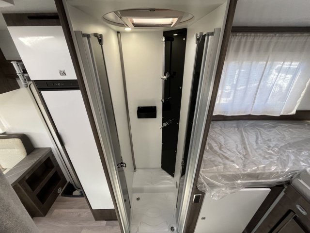 Benimar Tessoro 463 Essential Limited - Photo 20